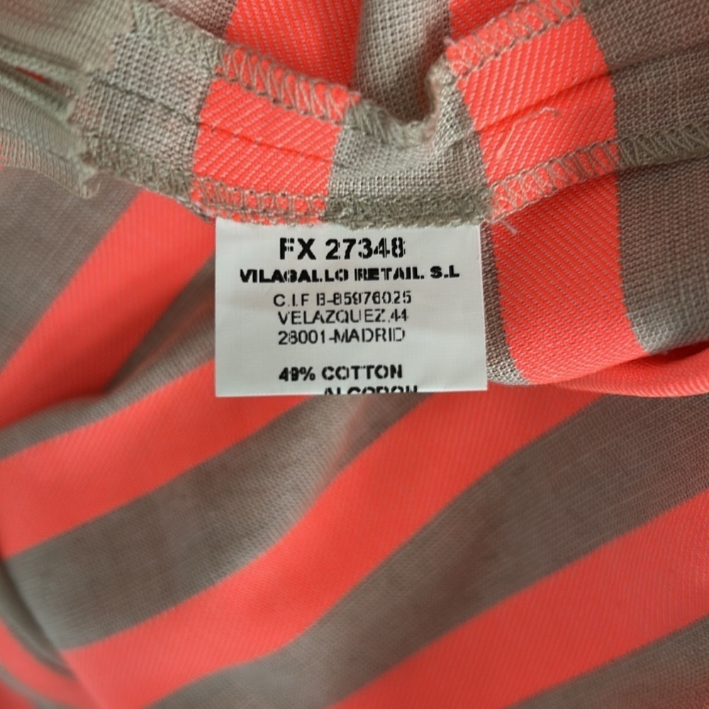 Vilagallo Striped Sleeveless Dress - Picture 8 of 9